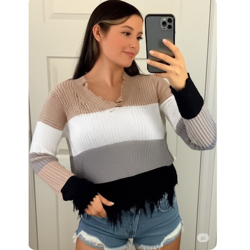 Jolie‎ & Joy FCT With Love Sweater Womens M Chunky Knit Distressed Fringe